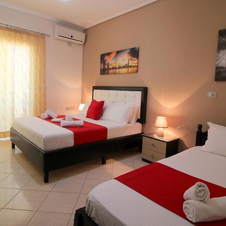 Centrum Hotel Ksamil Exteriér fotografie